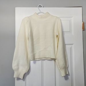 Cream colored, cropped Lulus sweater in size S